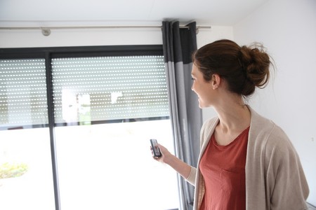 3 benefits motorized window shades